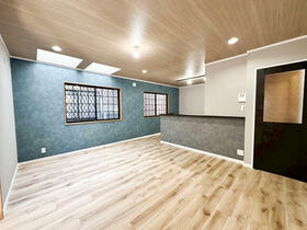 神奈川県横浜市鶴見区獅子ケ谷１丁目