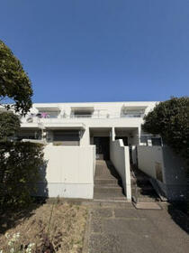 千葉県浦安市入船3丁目