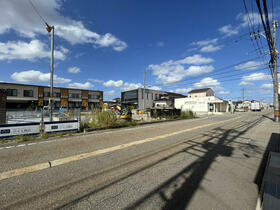 富山県高岡市木津