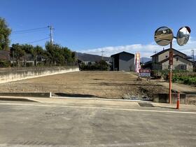 山梨県甲斐市境