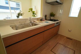 福岡県福岡市西区拾六町３丁目