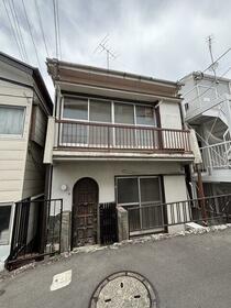 神奈川県横浜市西区藤棚町1丁目