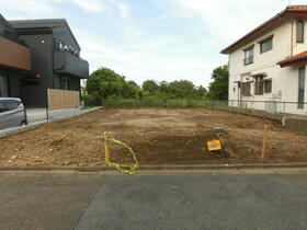 神奈川県横須賀市湘南鷹取１丁目