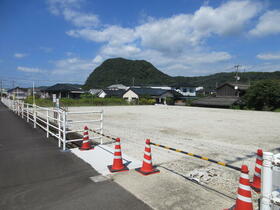 鹿児島県姶良市平松