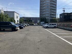 北海道札幌市白石区中央一条３丁目