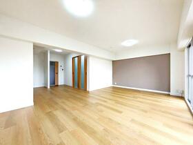 福岡県福岡市早良区荒江２丁目