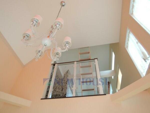 detached 東京都新宿区袋町

地図を見る