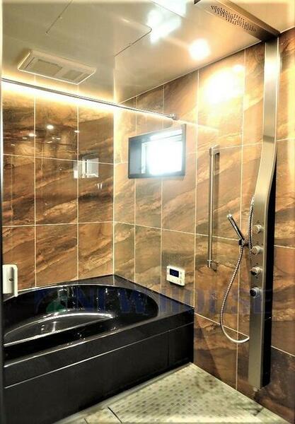 detached 東京都新宿区袋町

地図を見る