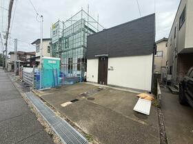 石川県金沢市横川３丁目