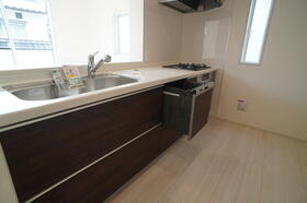 福岡県福岡市早良区飯倉３丁目