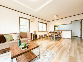 京都府亀岡市南つつじケ丘桜台１丁目