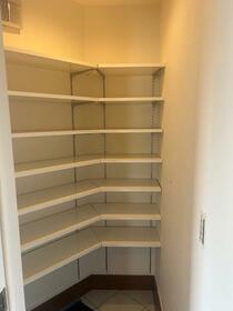 神奈川県横浜市港北区篠原町