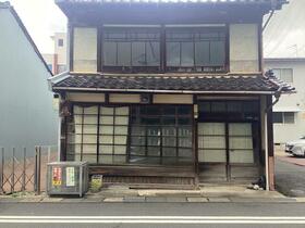 兵庫県豊岡市泉町