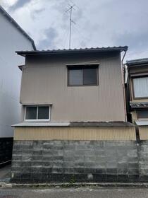 高知県高知市越前町１丁目