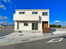 徳島県板野郡北島町中村字蛇池