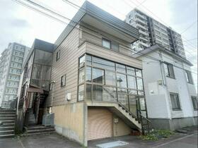 北海道札幌市白石区東札幌一条３丁目