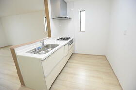 大阪府高槻市昭和台町２丁目