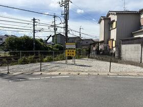 奈良県大和郡山市小泉町