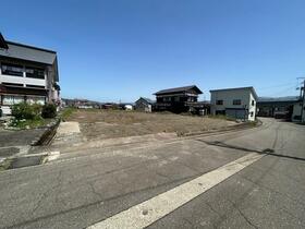 新潟県南魚沼市芹田