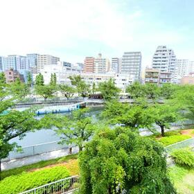 東京都江東区牡丹１丁目