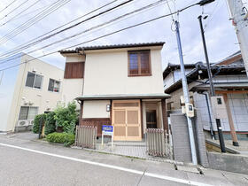 富山県富山市太郎丸西町１丁目