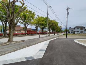 富山県滑川市上小泉