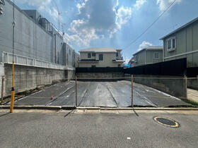 東京都世田谷区下馬６丁目