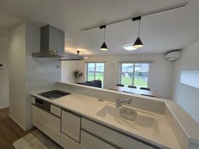 三重県津市白山町二本木