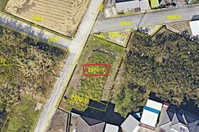 山梨県甲府市下曽根町