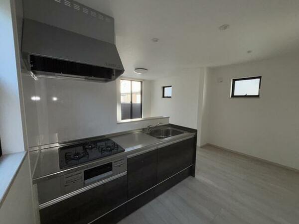 detached 東京都新宿区高田馬場４丁目

地図を見る