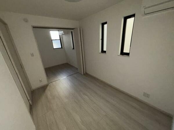 detached 東京都新宿区高田馬場４丁目

地図を見る