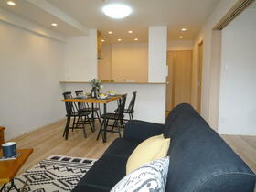 プリアデス岩屋