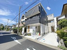 埼玉県川口市柳崎３丁目