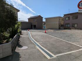 石川県金沢市泉２丁目