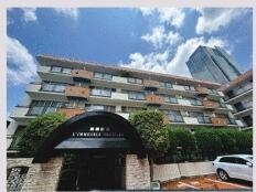 東京都港区赤坂９丁目