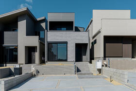 愛知県大府市明成町１丁目