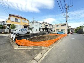 神奈川県横浜市泉区白百合１丁目
