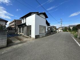 群馬県前橋市荒牧町２丁目