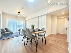 福岡県福岡市博多区諸岡２丁目