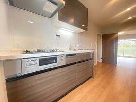 今羽町団地１５号棟　庭付１階