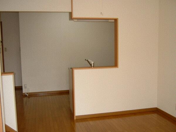 apartment 秋田県男鹿市船越字内子
物件地図