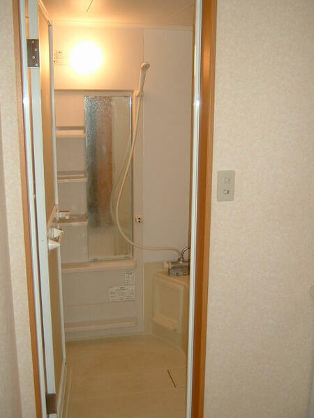 apartment 秋田県男鹿市船越字内子
物件地図