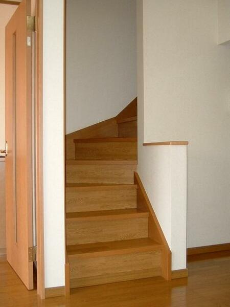 apartment 秋田県男鹿市船越字内子
物件地図