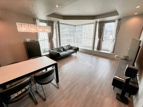 東京都千代田区神田神保町１丁目