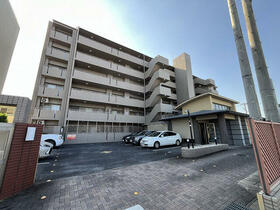 愛知県稲沢市北市場本町４丁目