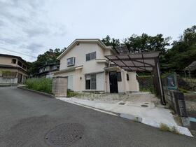 山梨県甲斐市岩森