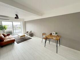 京都府京都市右京区梅津南広町