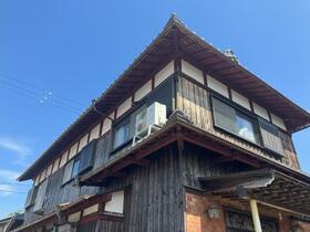 滋賀県蒲生郡竜王町大字山之上