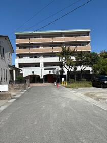 グローバル二上駅前?