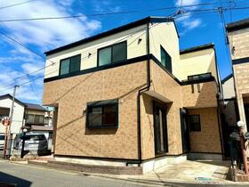 東京都足立区本木１丁目